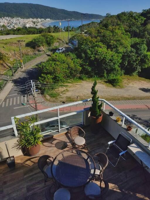 Cobertura Dalva: Oasis Urbano! Apartment Bombinhas